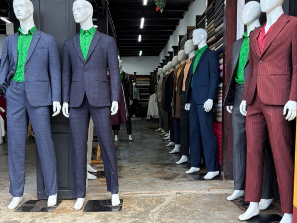 Custom Tailoring in Hoi An: What Travelers Need to Know